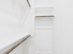 5032 Creekmont Drive, Houston TX 77091