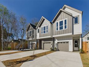 5032 Creekmont Drive, Houston TX 77091