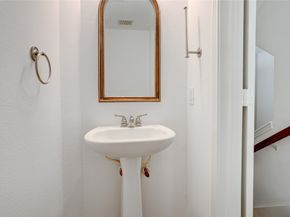 9200 Westheimer Road 1701, Houston TX 77063