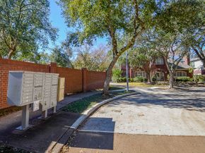 3426 Stoney Mist Drive, Sugar Land TX 77479