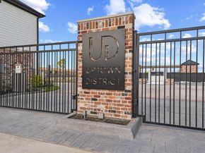 3514 Hamilton Heights Street, Houston TX 77063