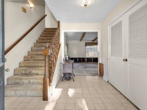 5306 Green Springs Drive, Houston TX 77066