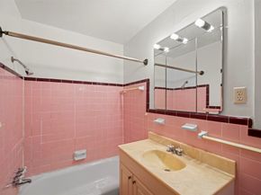 7943 Pecan Villas Drive, Houston TX 77061