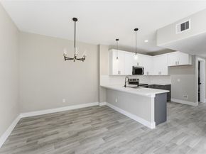 9722 Tuffly St, Houston TX 77029