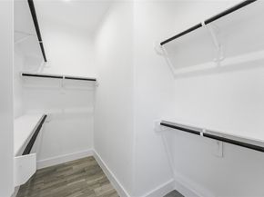 9722 Tuffly St, Houston TX 77029