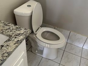 5810 Flamingo Drive, Houston TX 77033