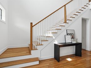 1710 Du Barry Lane, Houston TX 77018