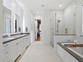 1710 Du Barry Lane, Houston TX 77018