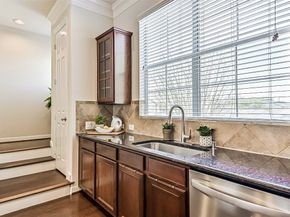 3208 Clearview Circle, Houston TX 77025