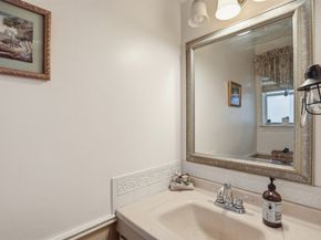 5814 Lodge Creek Drive, Houston TX 77066