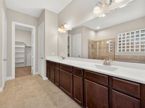 4926 Thunder Creek Ln, Sugar Land TX 77479