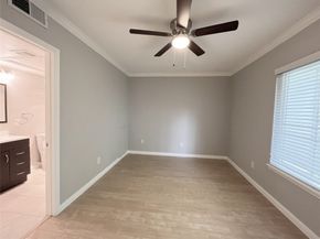 1801 Stoney Brook Drive 106, Houston TX 77063