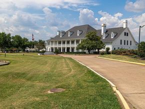 1707 Rambling Stone Drive, Richmond TX 77406