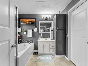 2527 Turner Drive, Houston TX 77093