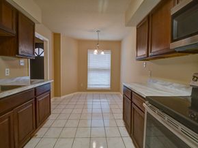 6330 Creekbend Drive D, Houston TX 77096