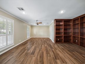 10906 Piping Rock Lane, Houston TX 77042