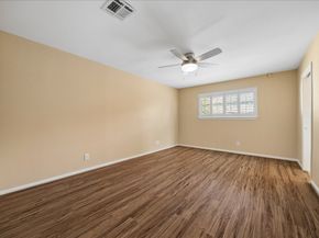 10906 Piping Rock Lane, Houston TX 77042