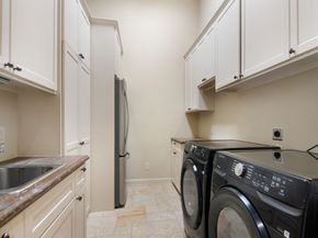 54 Kingscote Way, The Woodlands TX 77382