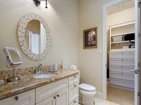 54 Kingscote Way, The Woodlands TX 77382