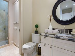 54 Kingscote Way, The Woodlands TX 77382