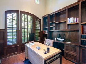 54 Kingscote Way, The Woodlands TX 77382