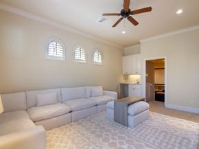 54 Kingscote Way, The Woodlands TX 77382