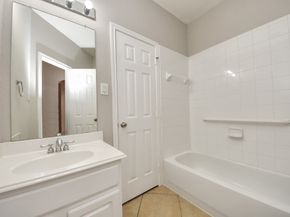 4422 Roundtree Lane, Missouri City TX 77459