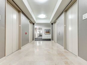 3505 Sage Road 1104, Houston TX 77056