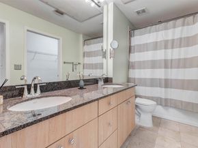 3505 Sage Road 1104, Houston TX 77056