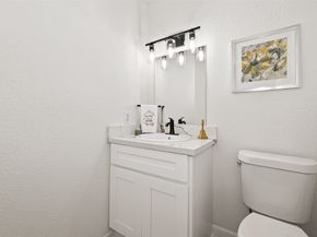 1 Laurel Oak Place E, Spring TX 77380