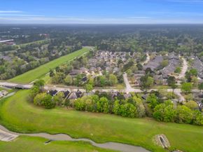 44 Windsor Bridge Drive, Conroe TX 77384