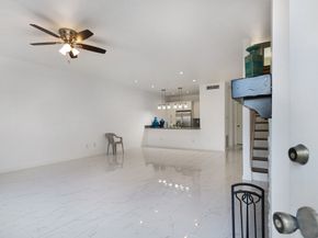 600 Wilcrest Drive 402, Houston TX 77042