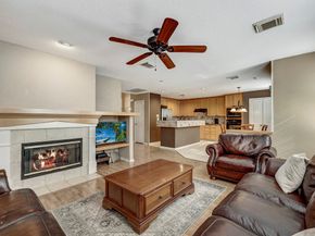 22 S Greywing Place, The Woodlands TX 77382