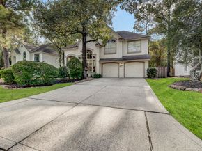 22 S Greywing Place, The Woodlands TX 77382