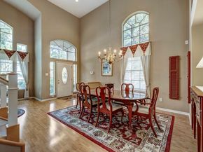 22 S Greywing Place, The Woodlands TX 77382