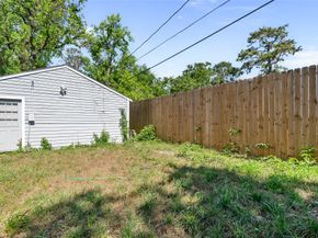 3853 Rosedale Street, Houston TX 77004