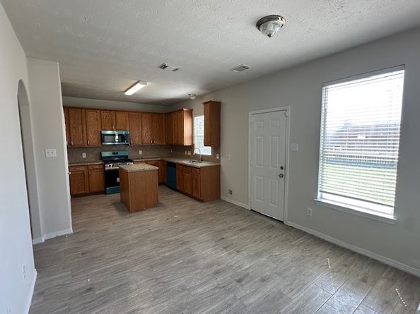 12231 Auronia Dr, Houston TX 77067