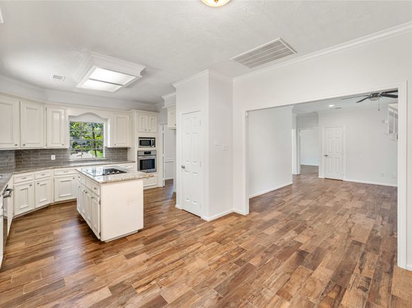 20518 Hampshire Rocks Drive, Katy TX 77450