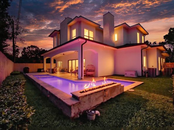 8521 Merlin Drive, Spring Valley Village TX 77055