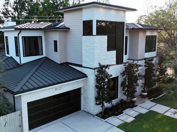 8521 Merlin Drive, Spring Valley Village TX 77055