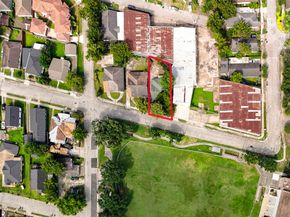 211 N Jenkins Street, Houston TX 77003