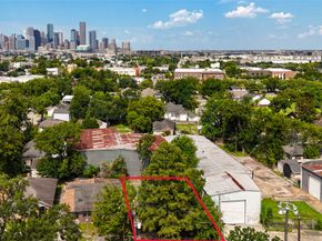 211 N Jenkins Street, Houston TX 77003