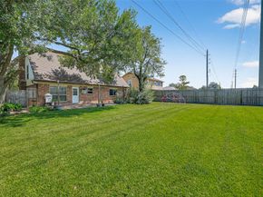 3002 Windmill Street, Sugar Land TX 77479