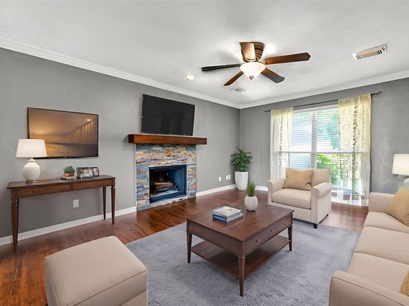 3002 Windmill Street, Sugar Land TX 77479