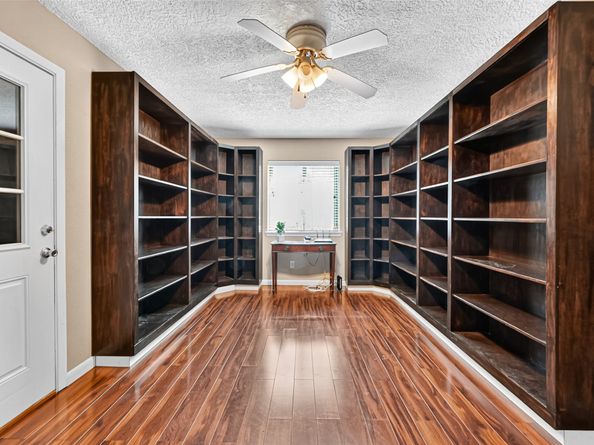 3002 Windmill Street, Sugar Land TX 77479