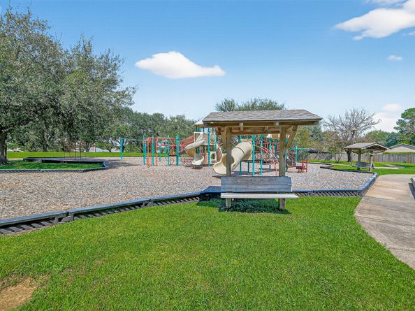 3002 Windmill Street, Sugar Land TX 77479