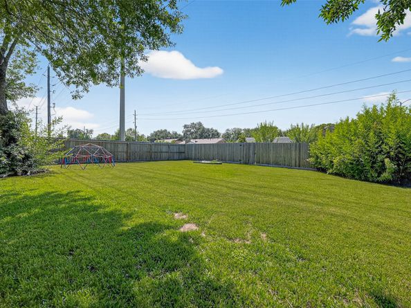 3002 Windmill Street, Sugar Land TX 77479