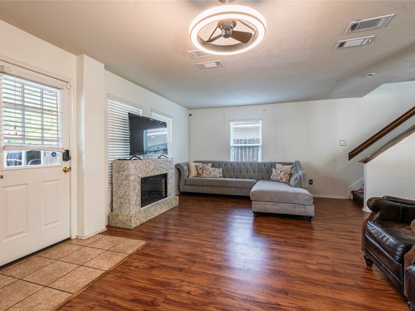 13822 Calm Wind Way, Houston TX 77045