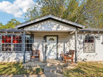 1542 Marsalis Road