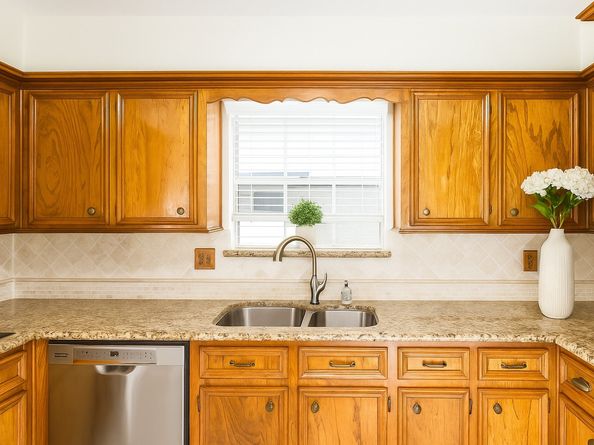 1422 Shillington Drive, Katy TX 77450